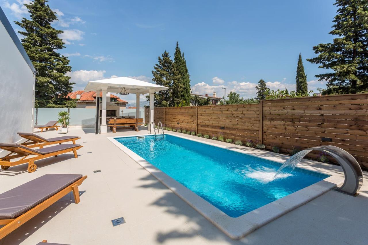 Villa Bila Vila Split - Where Life Meets Luxury & Nature Εξωτερικό φωτογραφία