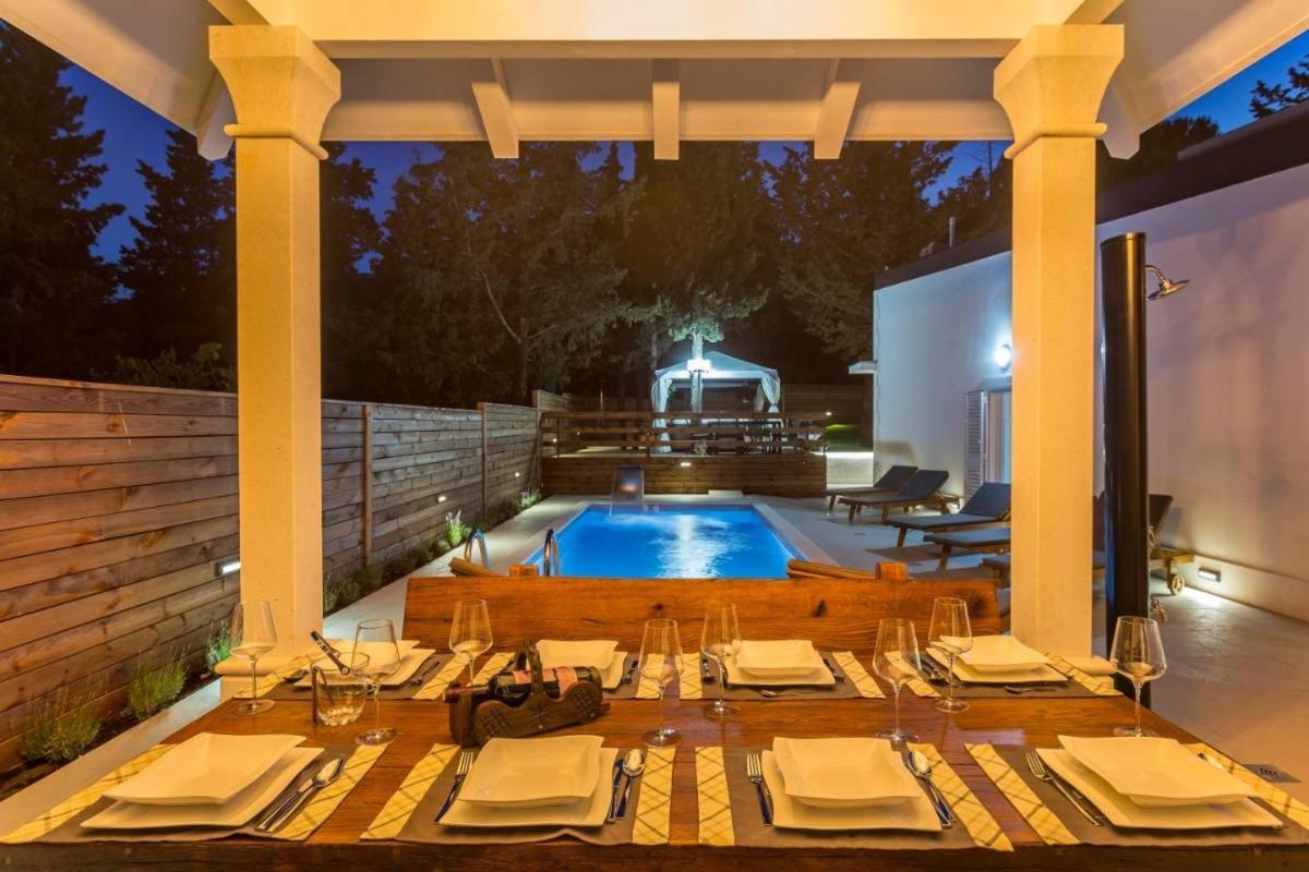 Villa Bila Vila Split - Where Life Meets Luxury & Nature Εξωτερικό φωτογραφία