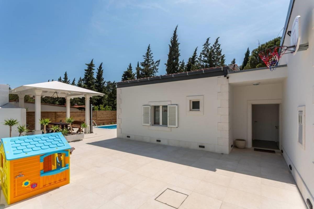 Villa Bila Vila Split - Where Life Meets Luxury & Nature Εξωτερικό φωτογραφία